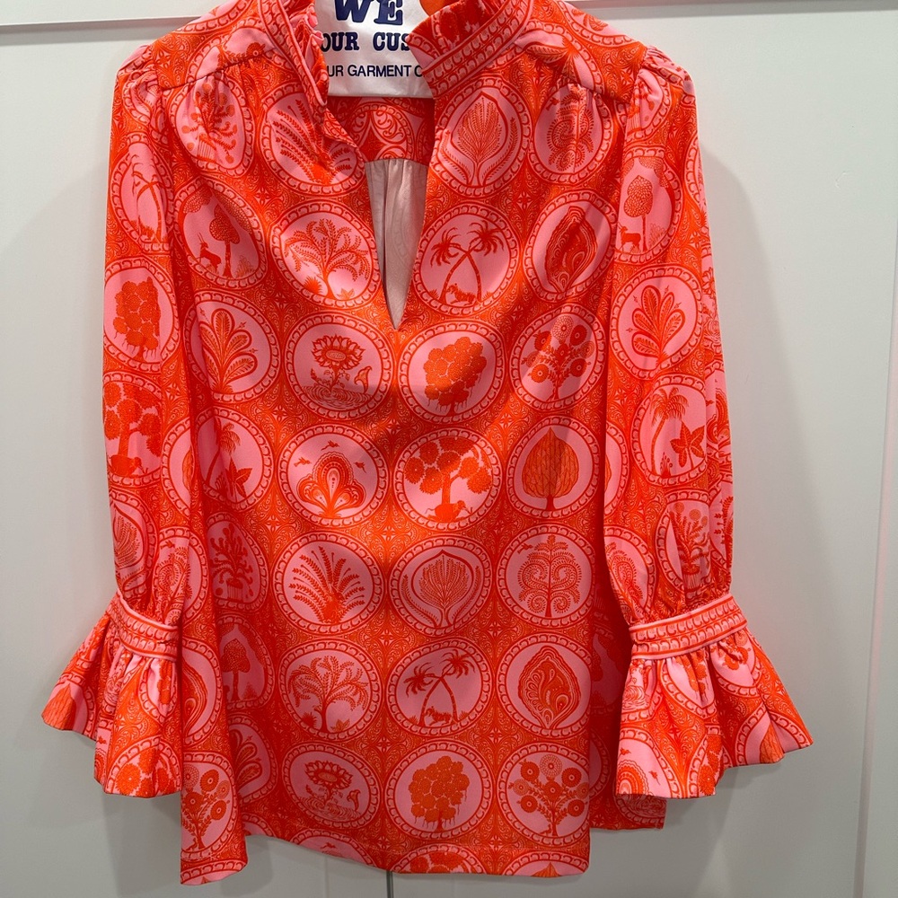 Gretchen Scott small orange blouse